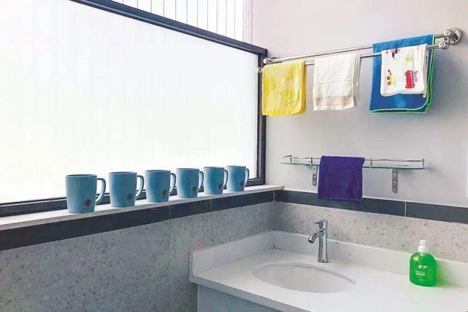 里的“解忧杂货店”给学生前行的勇气ag九游会登录走心！这些开在学校(图15)