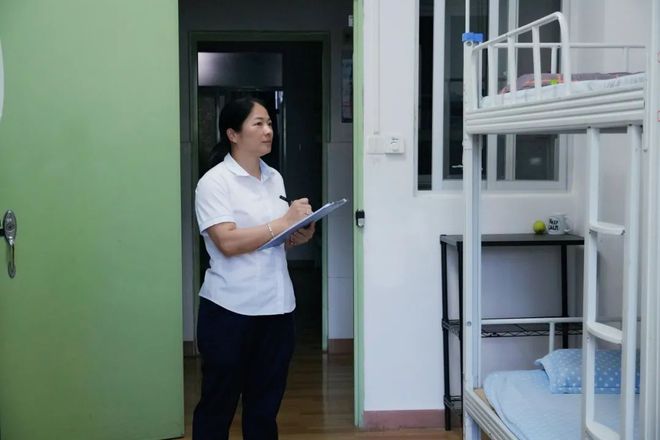 里的“解忧杂货店”给学生前行的勇气ag九游会登录走心！这些开在学校(图16)